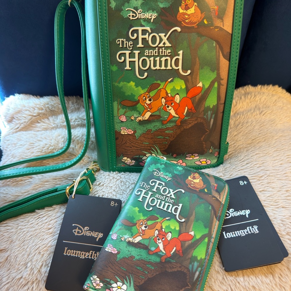 Disney Classic Book Fox And The Hound Convertible Crossbody Bag NWT Loungefly.